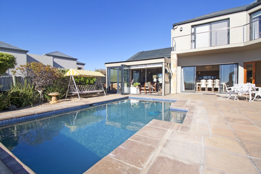 4 Bedroom Property for Sale in Stonehaven Estate Western Cape